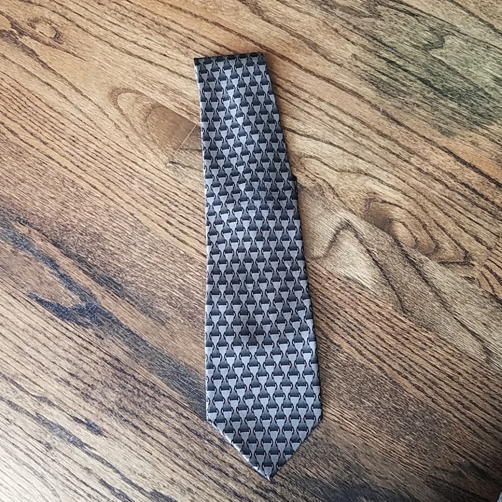 𝅺Ziggurat by Mulberry Vintage All Silk Handmade Equestrian Men's Necktie - Picture 7 of 9